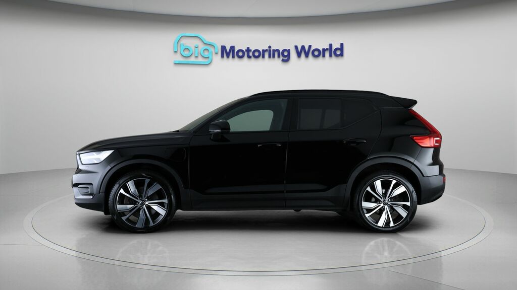 Volvo XC40 Ultimate Dark DG22ZGL Black #4