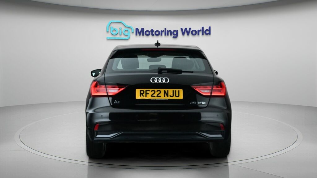 Audi A1 Sport Black #6