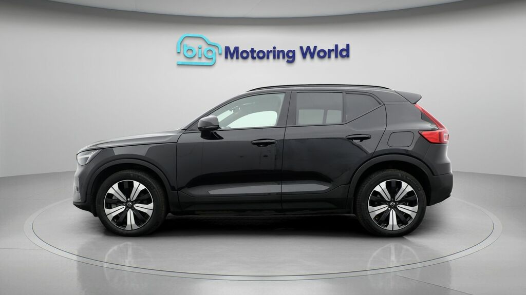Volvo XC40 Plus CJ23AHK Black #4