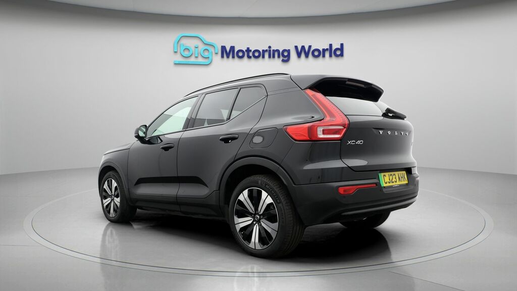 Volvo XC40 Plus CJ23AHK Black #5