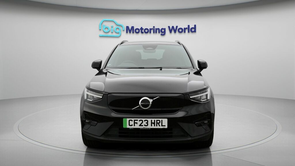 Volvo XC40 Plus CF23HRL Black #2