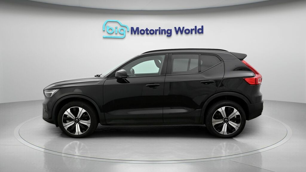 Volvo XC40 Plus CF23HRL Black #4