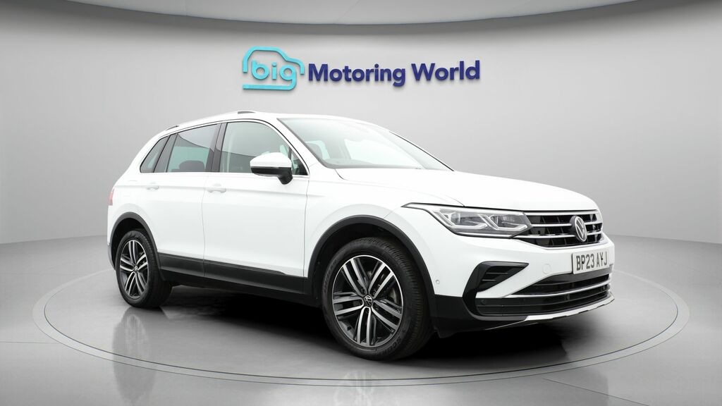 Volkswagen Tiguan Elegance White