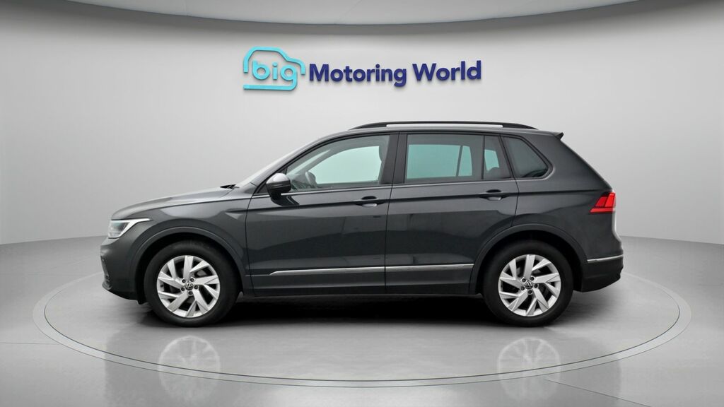 Volkswagen Tiguan Life Grey #4
