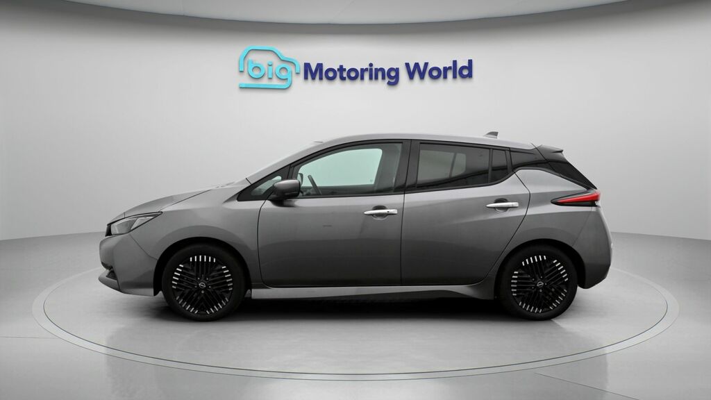 Nissan Leaf N-connecta YH24ZKX Grey #4