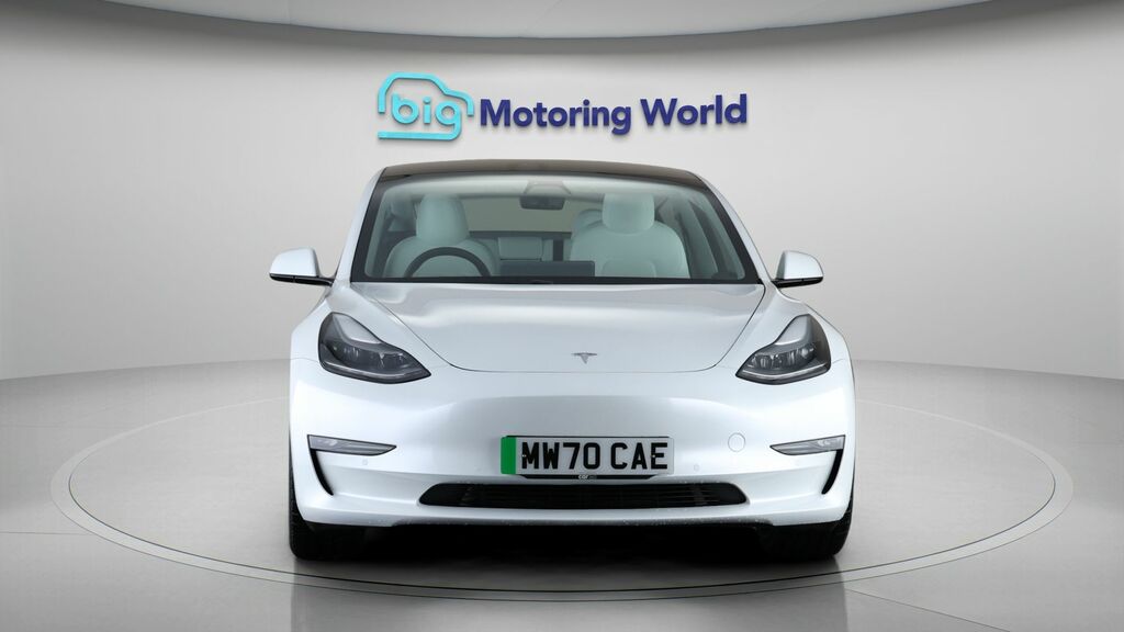 Tesla Model 3 Performance MW70CAE White #2