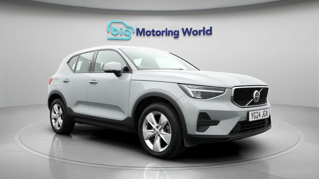 Volvo XC40 Core Grey