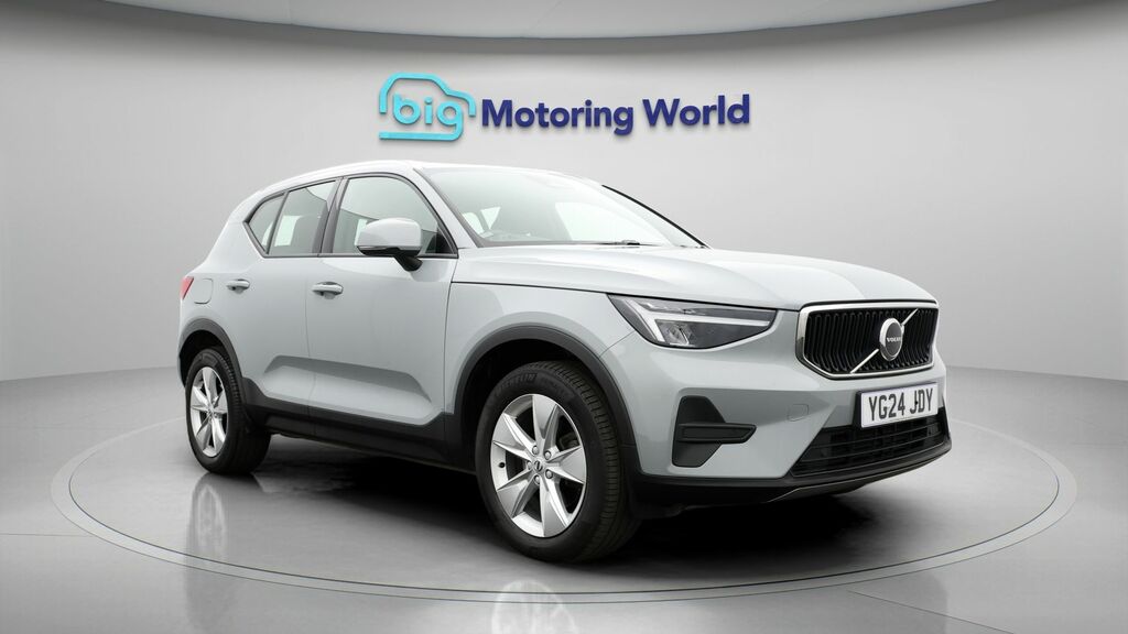 Volvo XC40 Core Grey