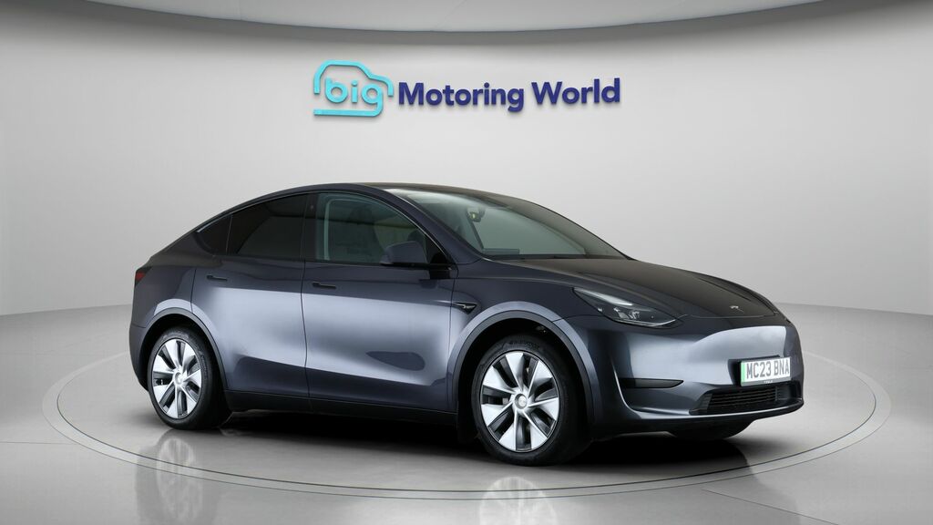 Tesla Model Y Y Model Y Rwd MC23BNA Grey #2