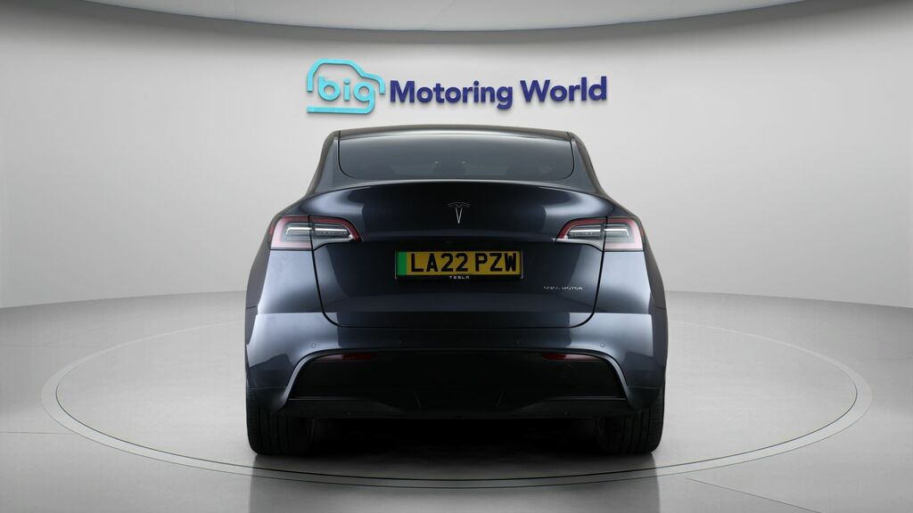 Tesla Model Y Long Range LA22PZW Grey #6