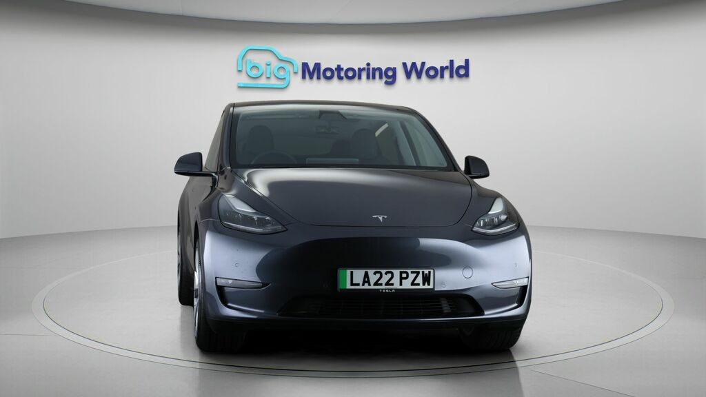 Tesla Model Y Long Range LA22PZW Grey #2