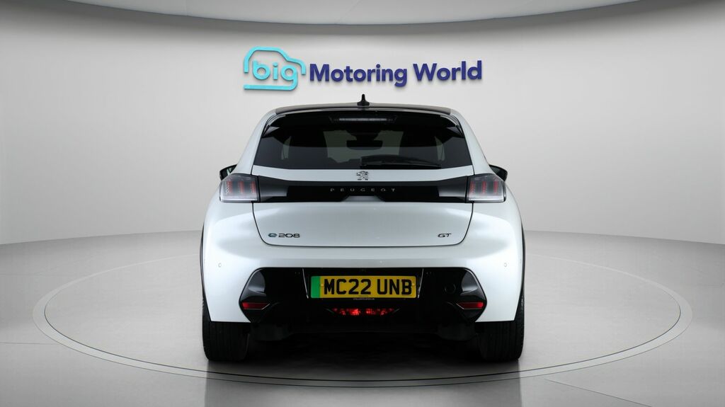 Peugeot e-208 Gt Premium White #6