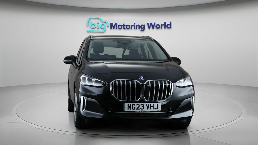 BMW 2 Series Active Tourer Luxury Black #2