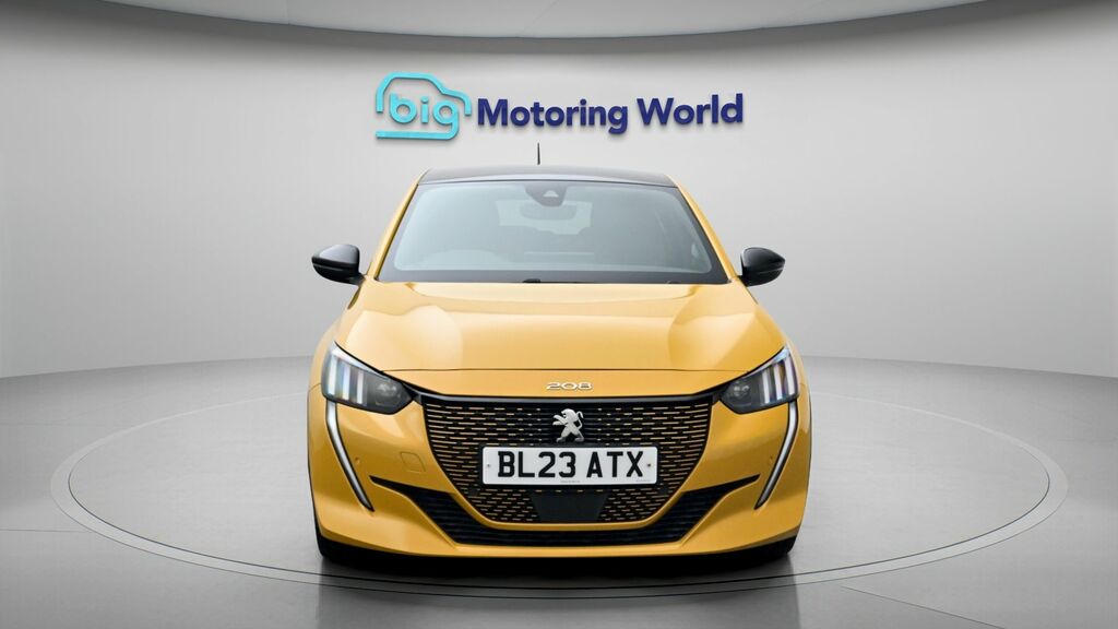 Peugeot e-208 Gt Yellow #2