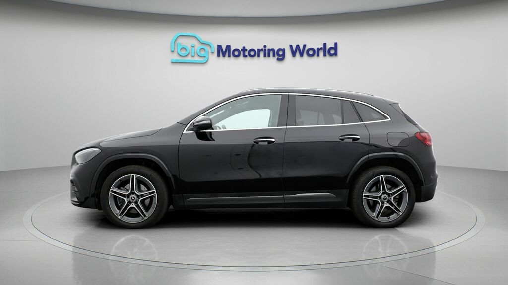Mercedes-Benz GLA Class Amg Line GU74SYX Black #4