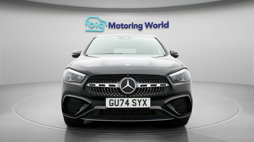 Mercedes-Benz GLA Class Amg Line GU74SYX Black #2