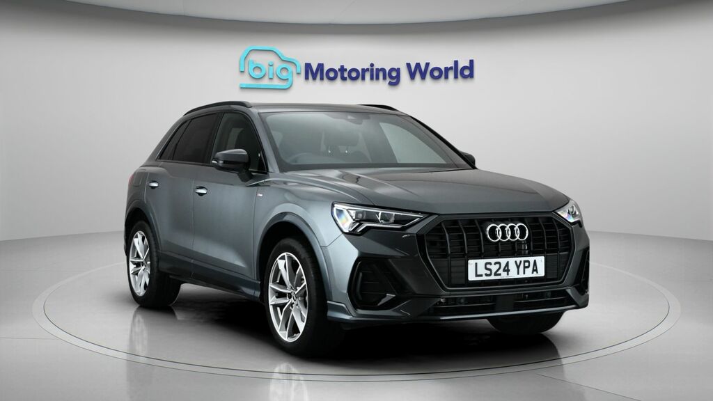 Audi Q3 Black Edition Grey