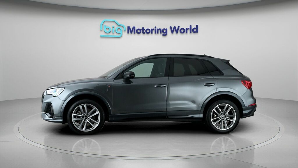 Audi Q3 Black Edition Grey #4