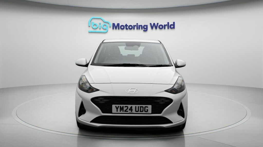 Hyundai I10 Advance YM24UDG White #2