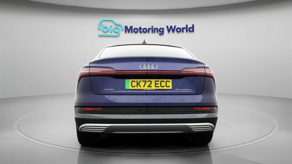Audi E-tron Sport Blue #6