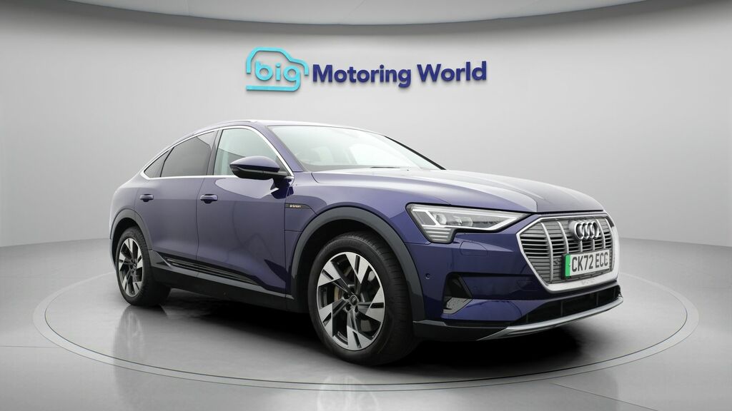 Audi E-tron Sport Blue