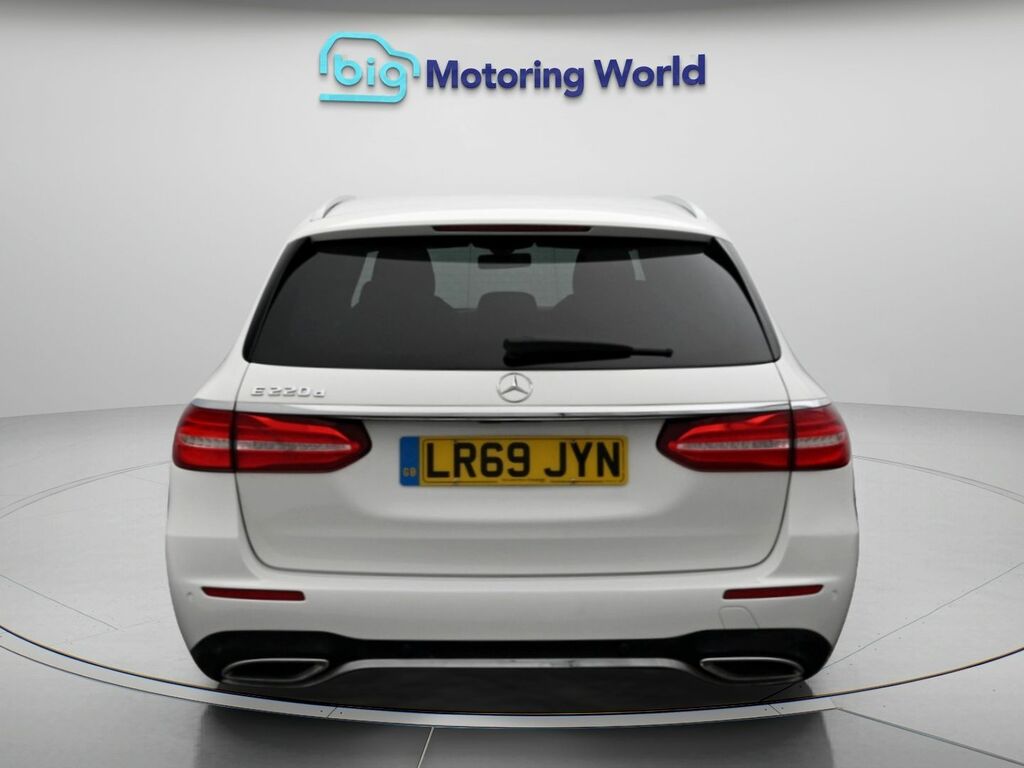 Mercedes-Benz E Class Amg Line LR69JYN White #6