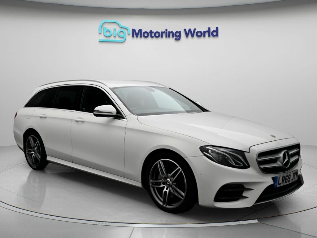 Mercedes-Benz E Class Amg Line LR69JYN White