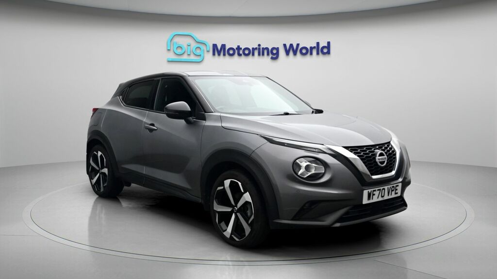Nissan Juke Tekna Grey