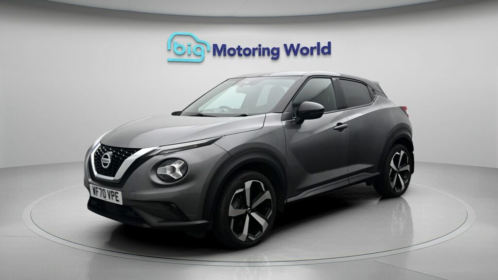 Nissan Juke Tekna Grey #3