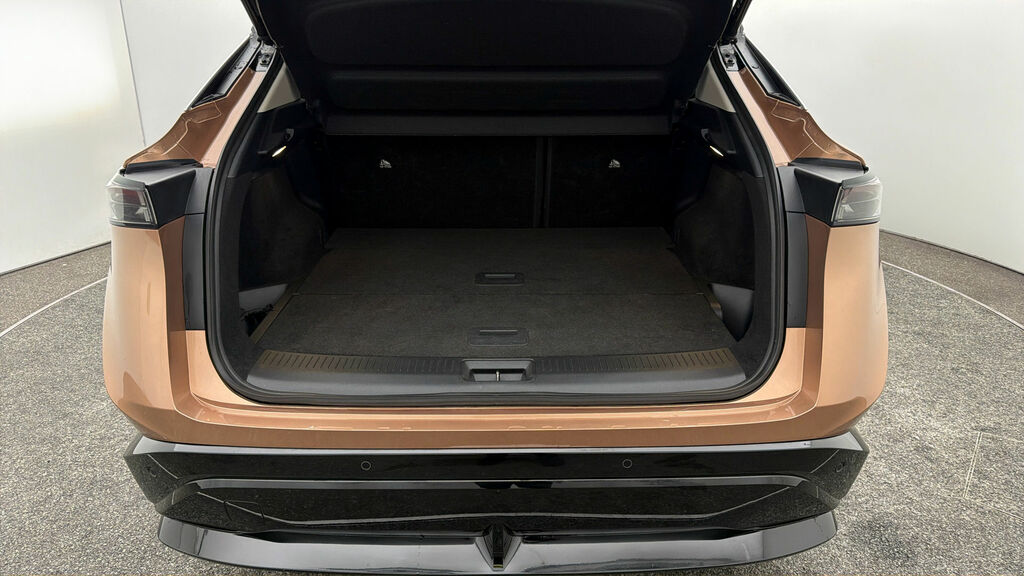 Nissan Ariya Evolve Black #16