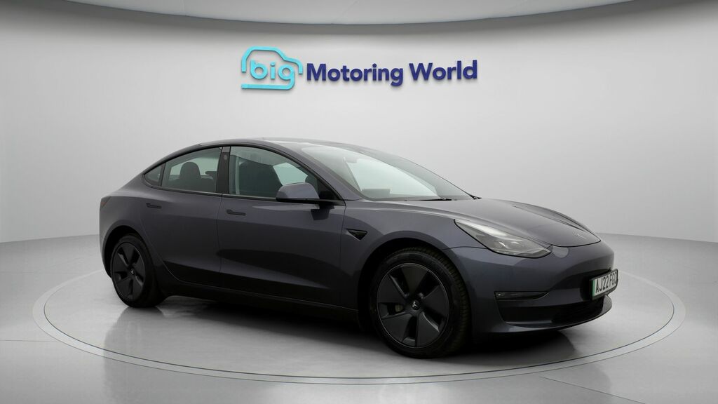 Tesla Model 3 Long Range AJ22FGC Grey