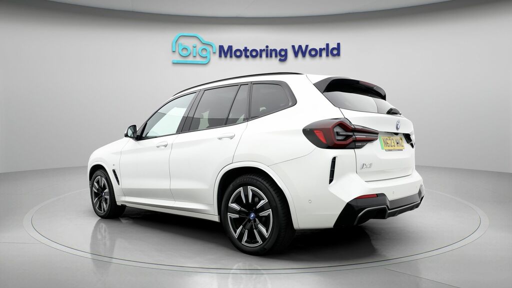 BMW iX3 M Sport White #5