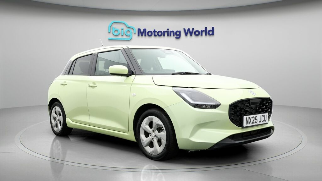 Suzuki Swift Motion Yellow
