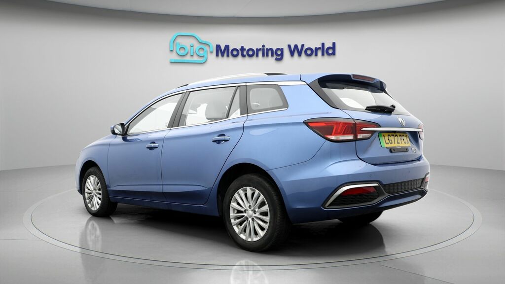 MG MG5 Exclusive Long Range Blue #5
