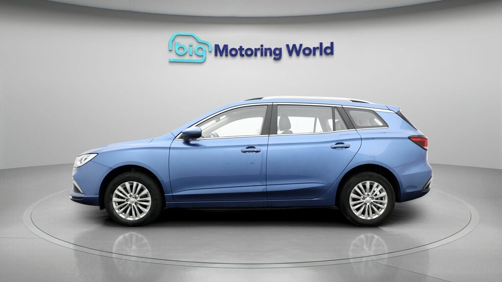 MG MG5 Exclusive Long Range Blue #4