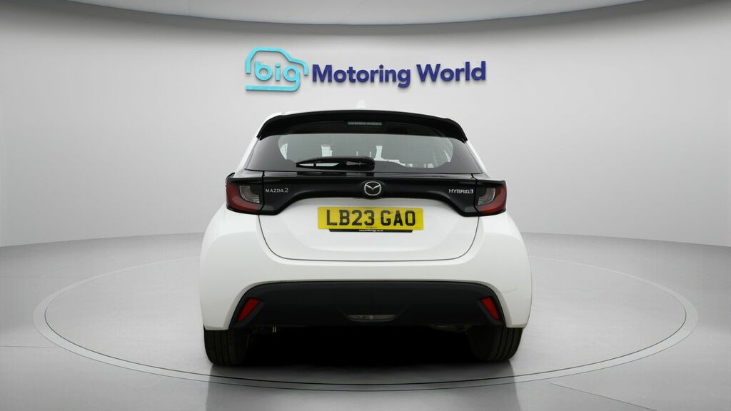 Mazda 2 Pure LB23GAO White #6