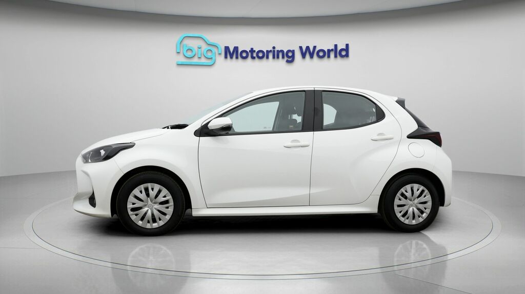 Mazda 2 Pure LB23GAO White #4