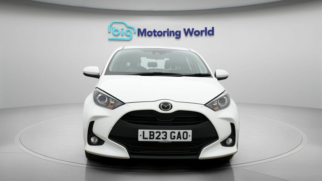 Mazda 2 Pure LB23GAO White #2