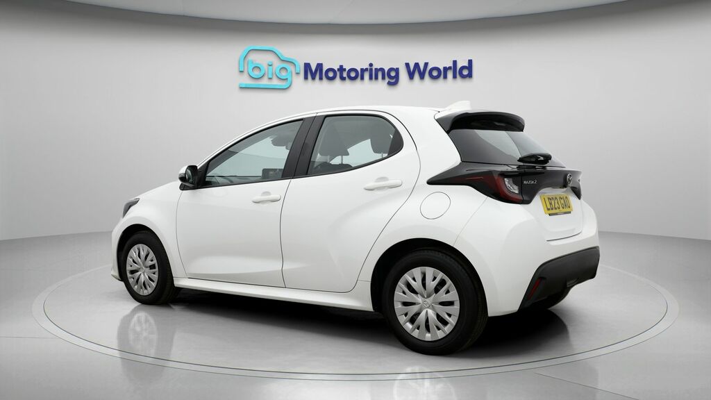 Mazda 2 Pure LB23GAO White #5