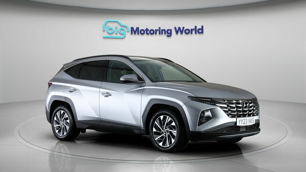 Hyundai Tucson Premium Silver