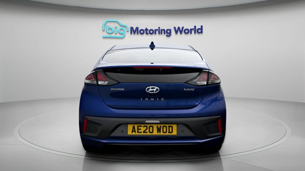 Hyundai Ioniq Premium Se Blue #6