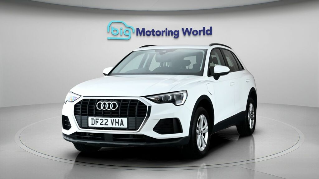 Audi Q3 Technik White #3