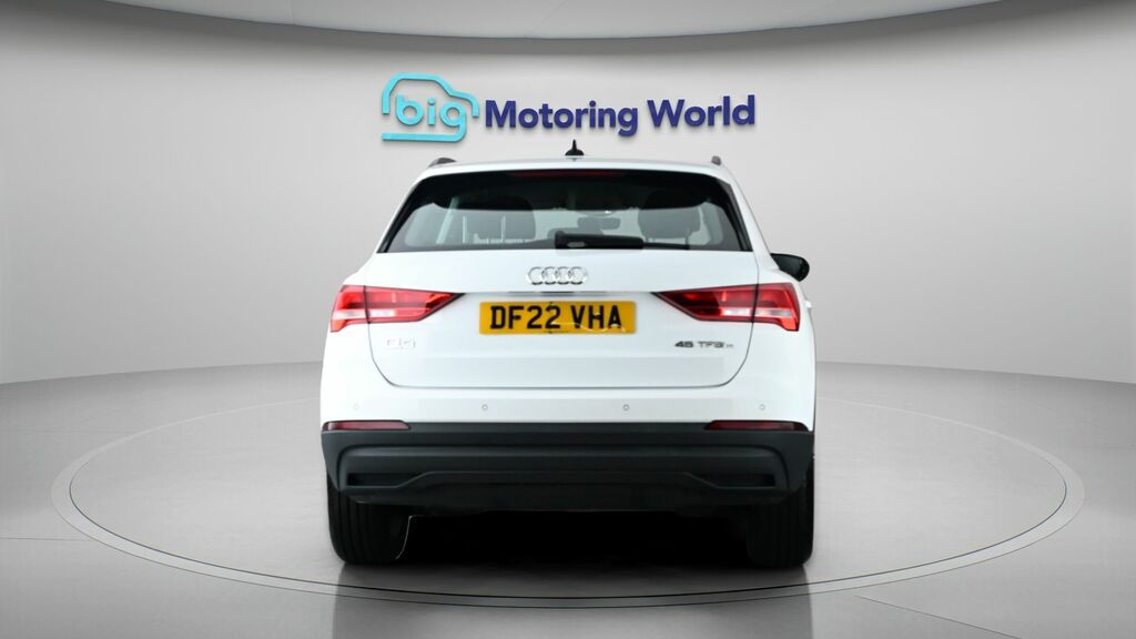 Audi Q3 Technik White #6