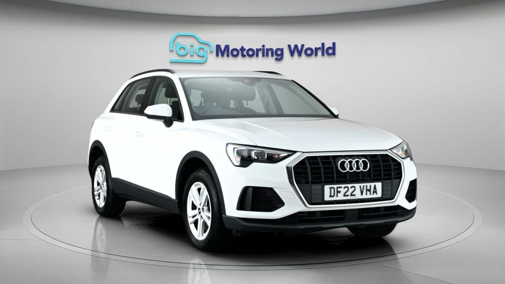 Audi Q3 Technik White
