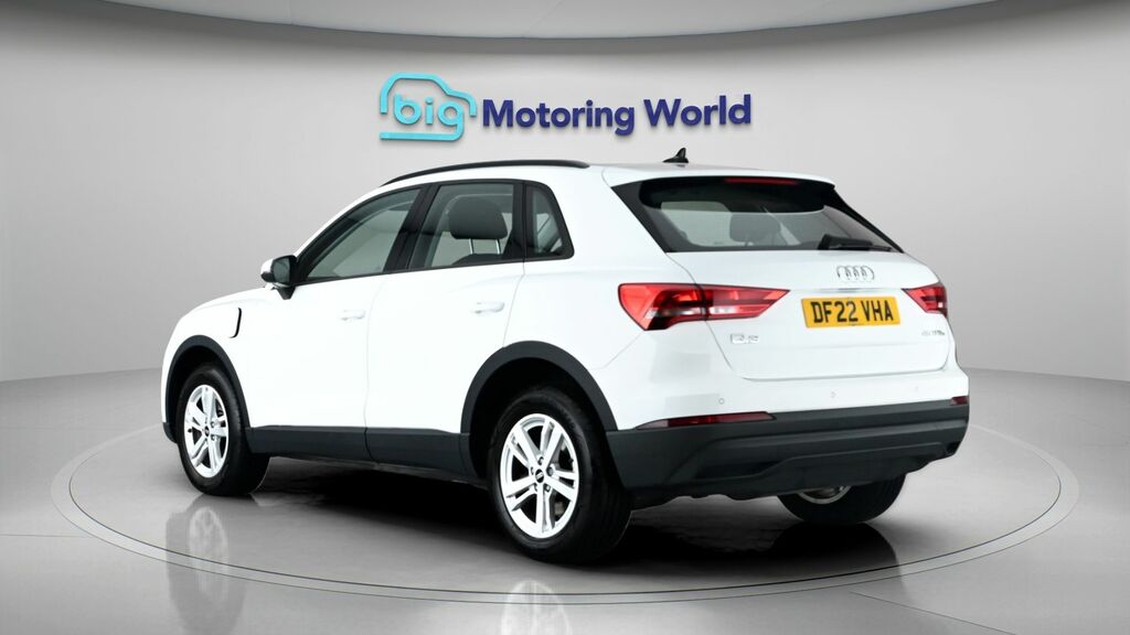 Audi Q3 Technik White #5