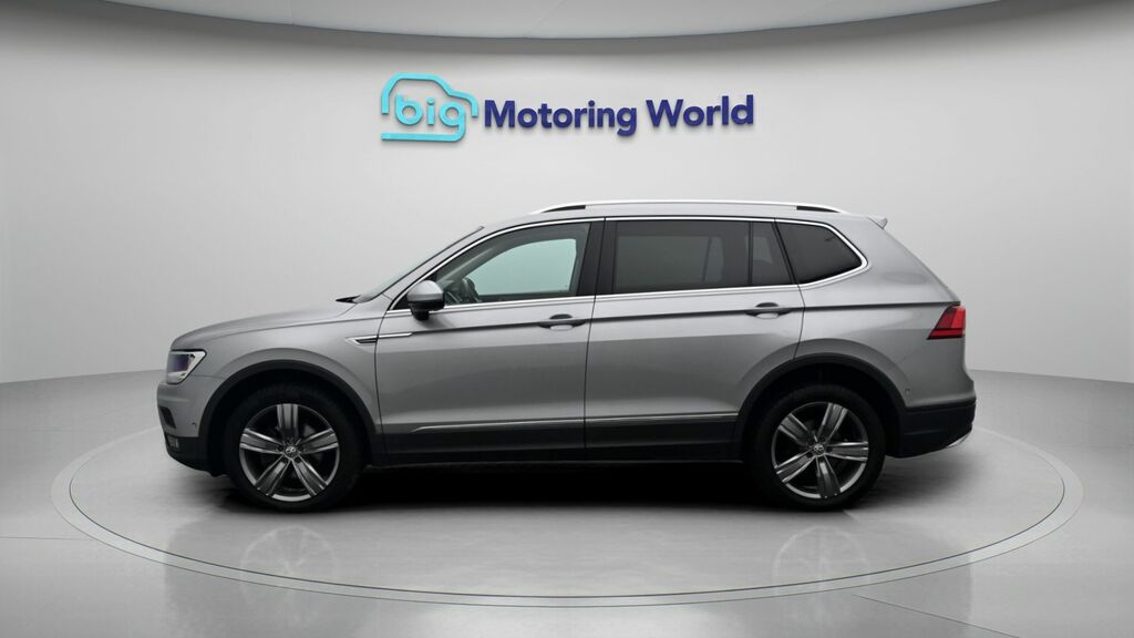 Volkswagen Tiguan Allspace Match Silver #4