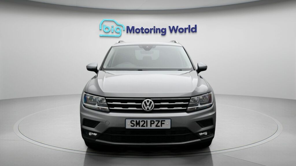 Volkswagen Tiguan Allspace Match Silver #2