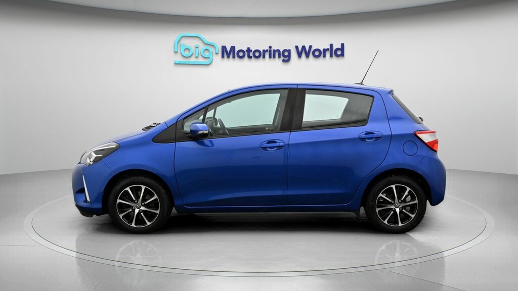 Toyota Yaris Icon Tech FA19KSZ Blue #4