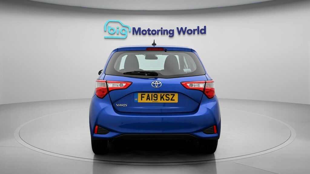 Toyota Yaris Icon Tech FA19KSZ Blue #6