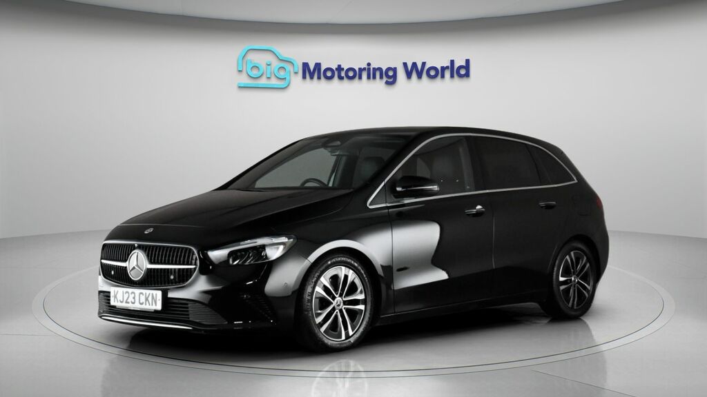 Mercedes-Benz B Class Sport Black #3